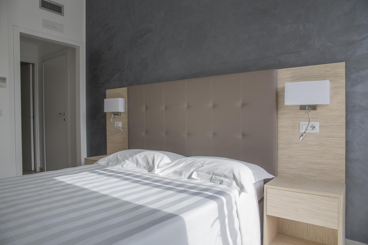 Rooms A due Passi dal Mare Porto Recanati Esterno foto